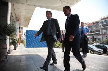 Πολ Τόμσεν (ΔΝΤ) και Κλάους Μαζούχ (ΕΚΤ). Καθόλου ήπιοι