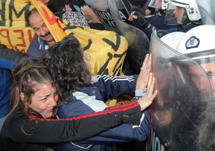 Την άνοιξη θα ξέρουμε αν γλιτώσαμε την πτώχευση